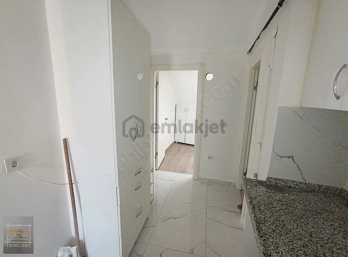 Devadan Yeni Binada Zeynep Kamil Hast. Yakın Bakımlı 1+1 Daire - 22