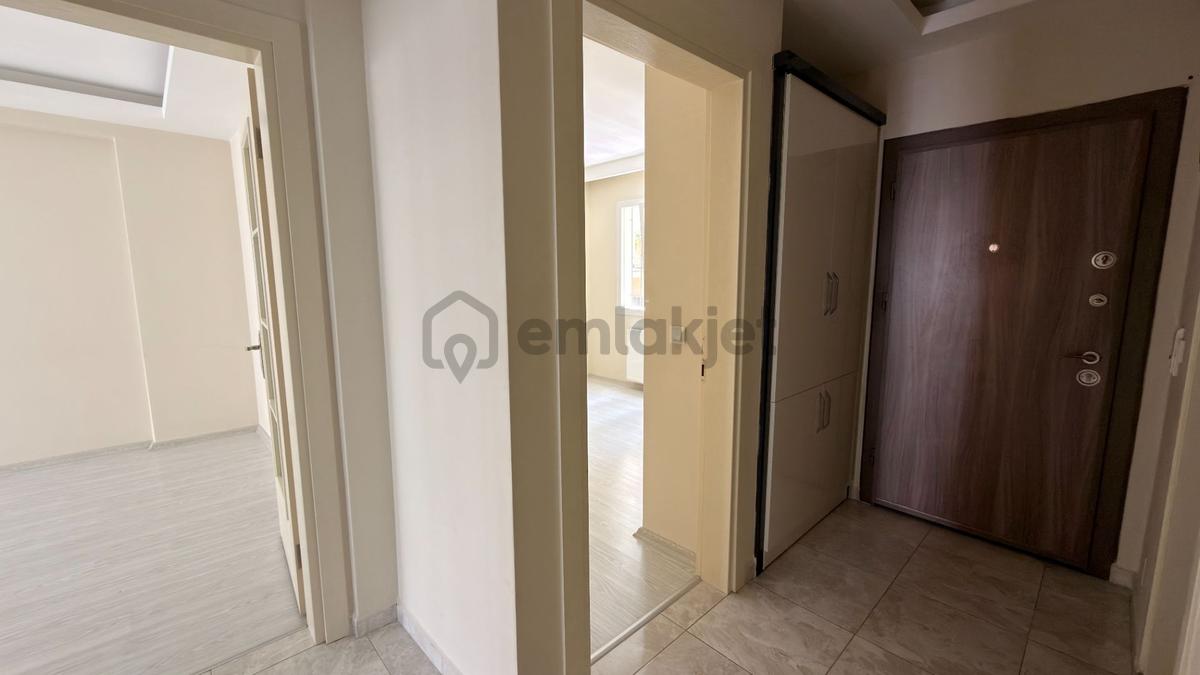 2+1, Doğalgazlı, Ayrı Mutfaklı Kiralık Daire - 13