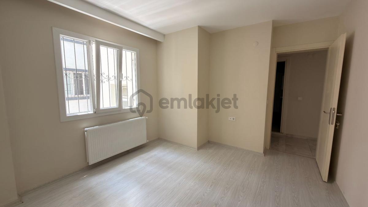 2+1, Doğalgazlı, Ayrı Mutfaklı Kiralık Daire - 15