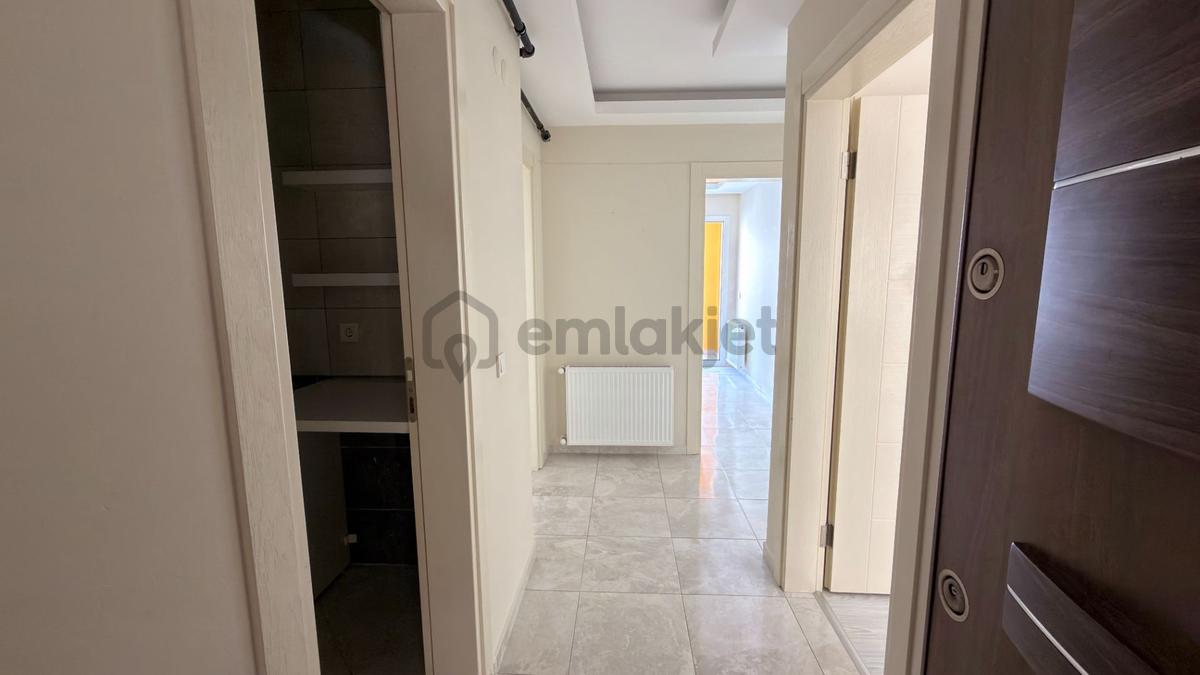 2+1, Doğalgazlı, Ayrı Mutfaklı Kiralık Daire - 12