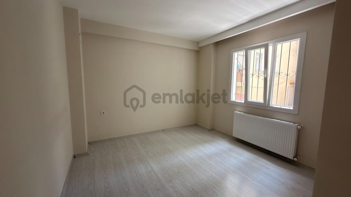 2+1, Doğalgazlı, Ayrı Mutfaklı Kiralık Daire - 14
