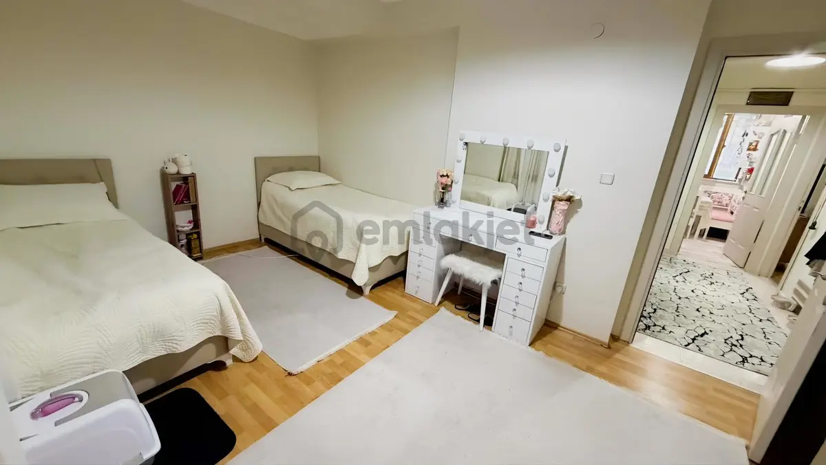 Kirazlı Mahallesi 2+1 Ferah Bahçe Katı - 12