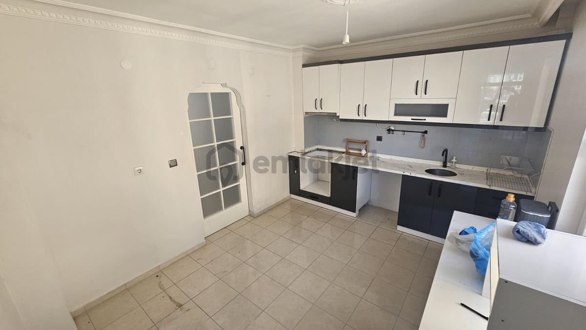 A K Mutludan Göçerlerde Geniş 2+1 Extralı Daire - 24