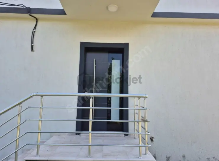 500m2 Arsa İçinde Müstakil Villa Lüks Yapım 4 Cephe Açık - 13