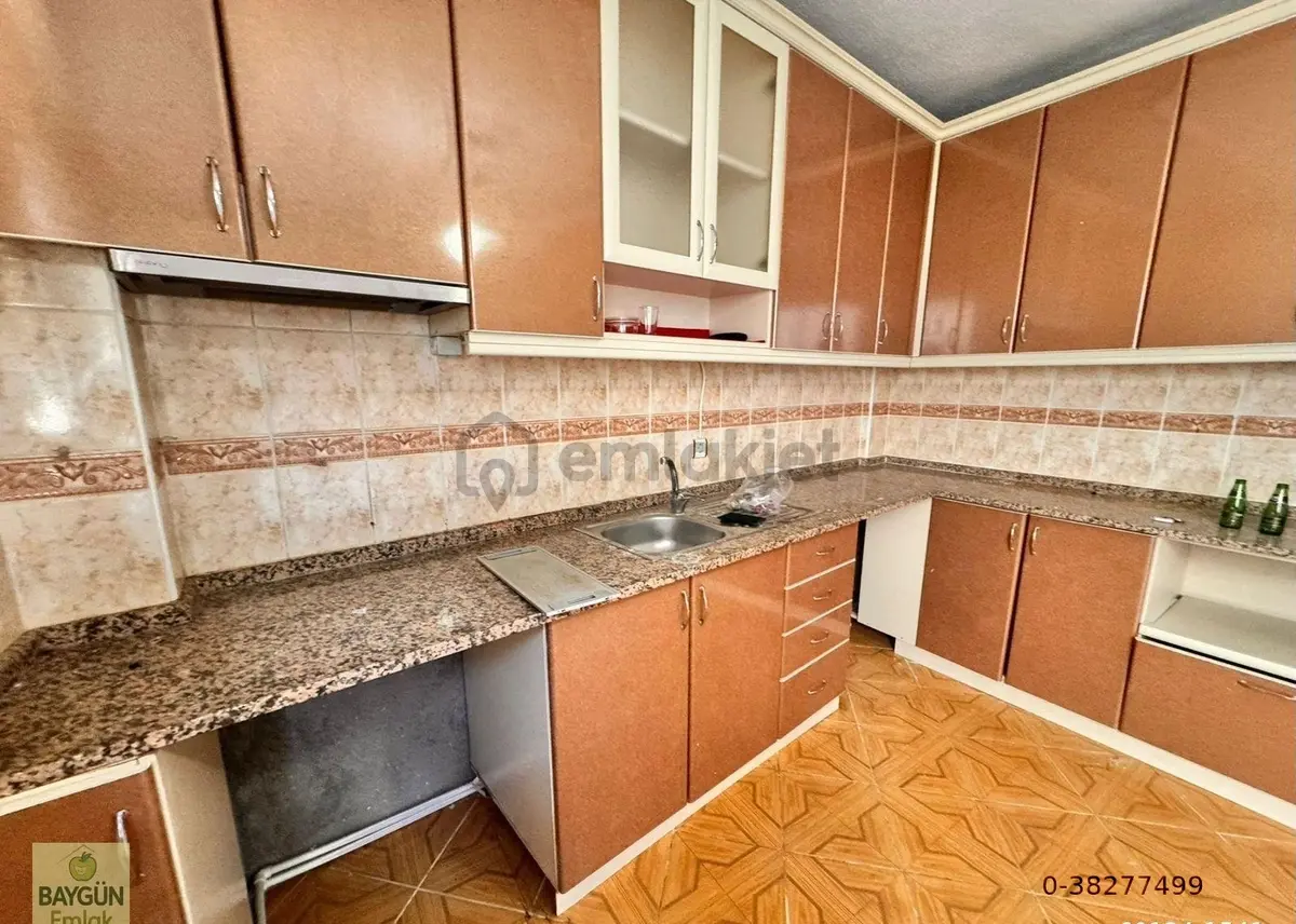 Karabağlar Eserkent'te Kiralık 3+1 Daire - 110m2 - 5