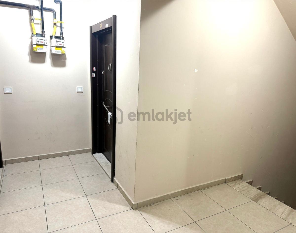 Acil Satılık Geniş Ferah Daire - 23