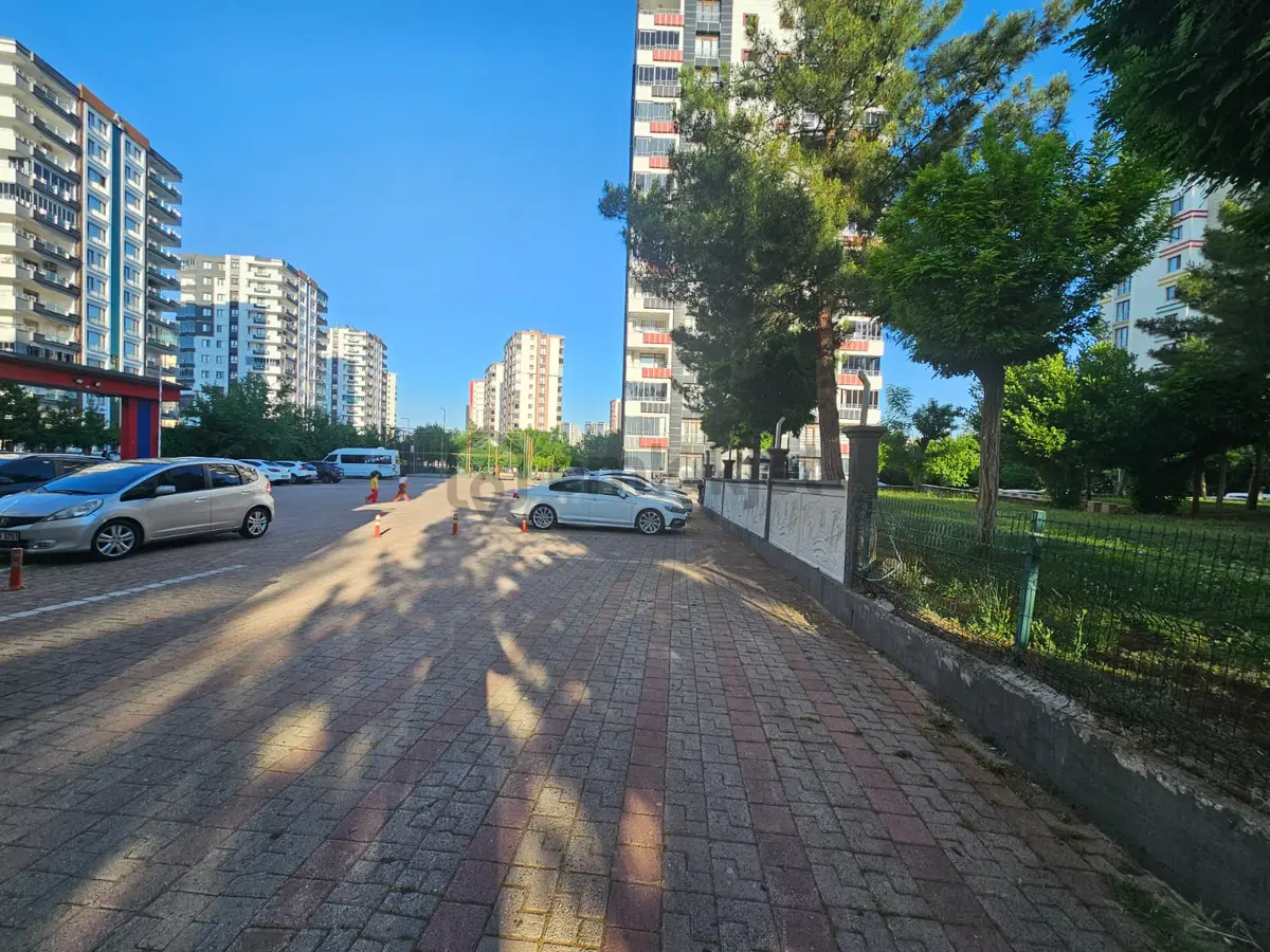 Kayapınar'da Muhteşem Manzaralı 4+1 Satılık Daire - 27