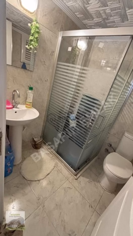 Eşrefpaşadada Caddeye Yakın Ara Kat Doğalgazlı Kupon Daire - 21