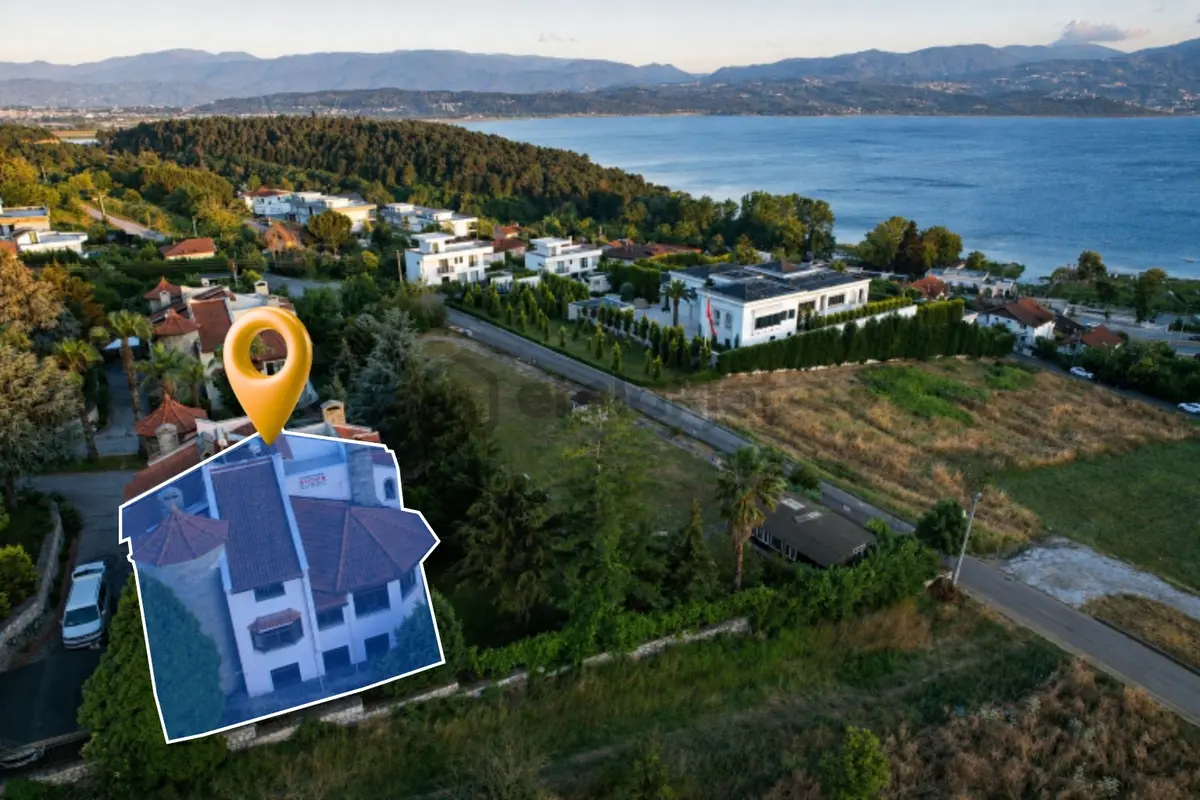 Sakarya'nın En Prestijli Sitesinde Satılık 7+2 Villa - 12