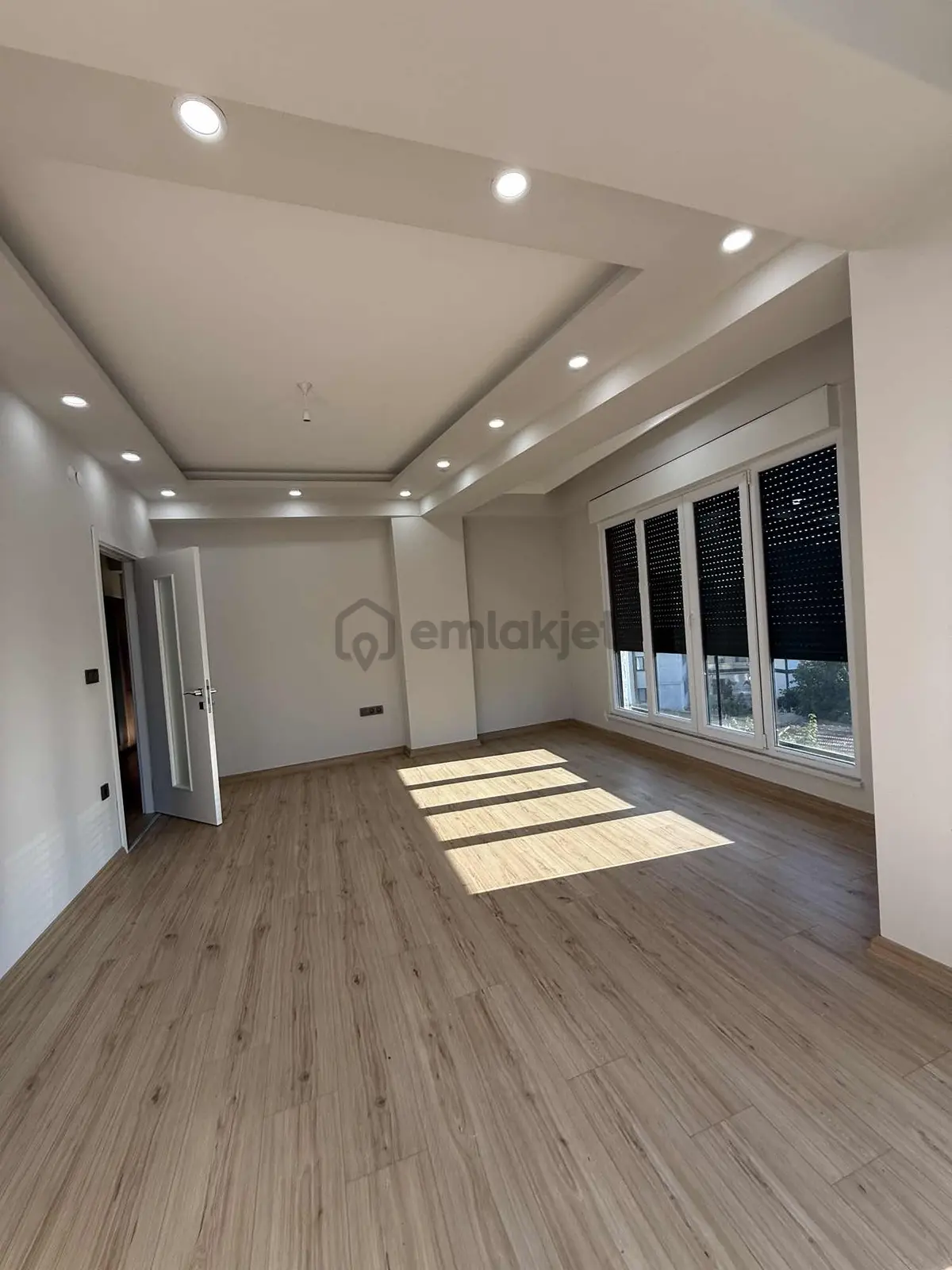 Sıfır E5e Metroya Yürüme Ultra Lüx Ulaşımsüper Otoparklı - 15