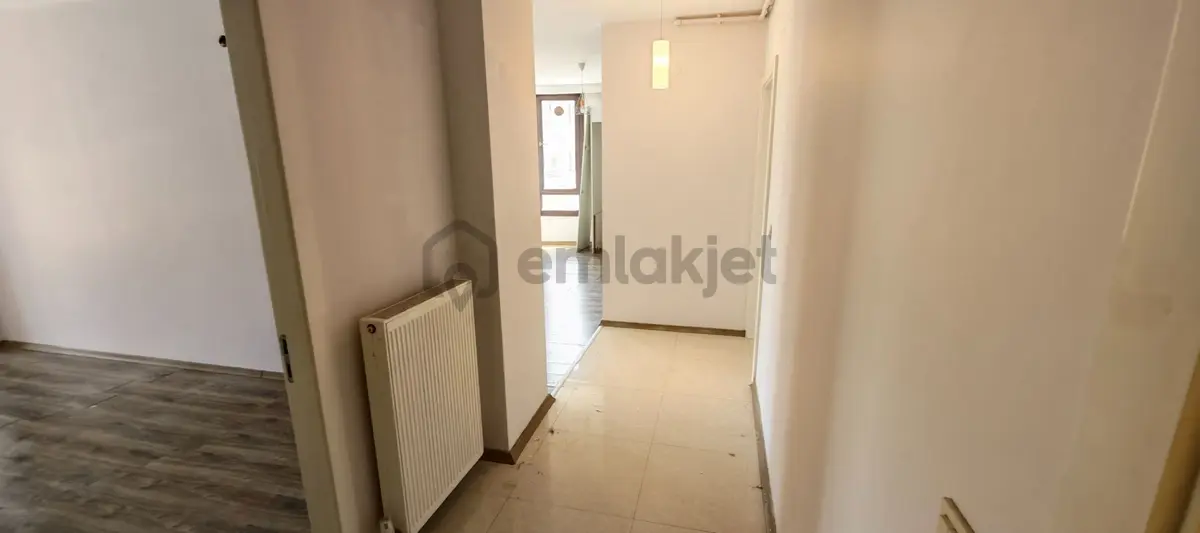 Bornova Merkezde Kiralık 2+1 Ara Kat Daire - 6
