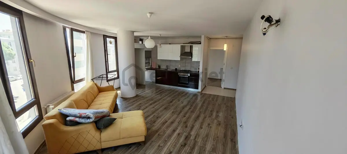 Bornova Merkezde Kiralık 2+1 Ara Kat Daire - 9