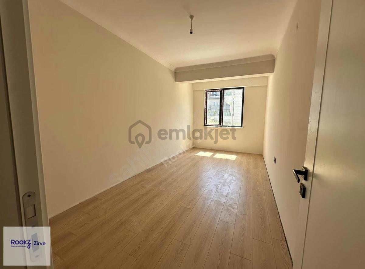Dere Mahallesinde Geniş 3+1 Ara Kat Lüks Sıfır Daire - 30