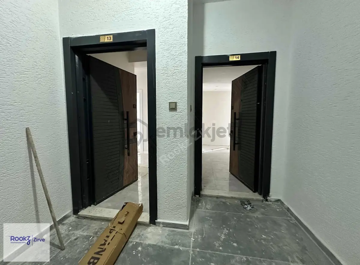 Dere Mahallesinde Geniş 3+1 Ara Kat Lüks Sıfır Daire - 15