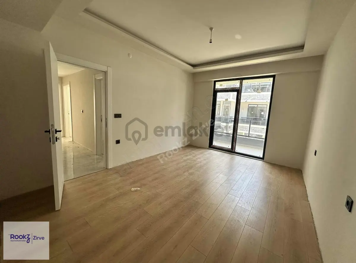 Dere Mahallesinde Geniş 3+1 Ara Kat Lüks Sıfır Daire - 2