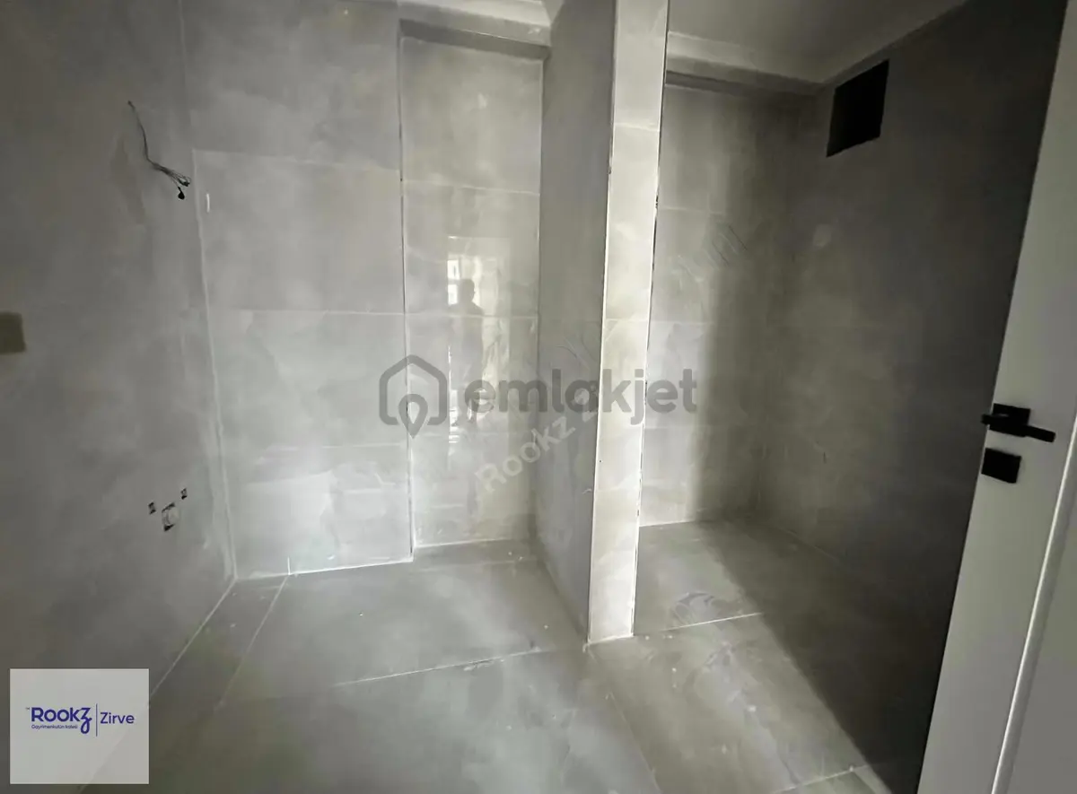 Dere Mahallesinde Geniş 3+1 Ara Kat Lüks Sıfır Daire - 17