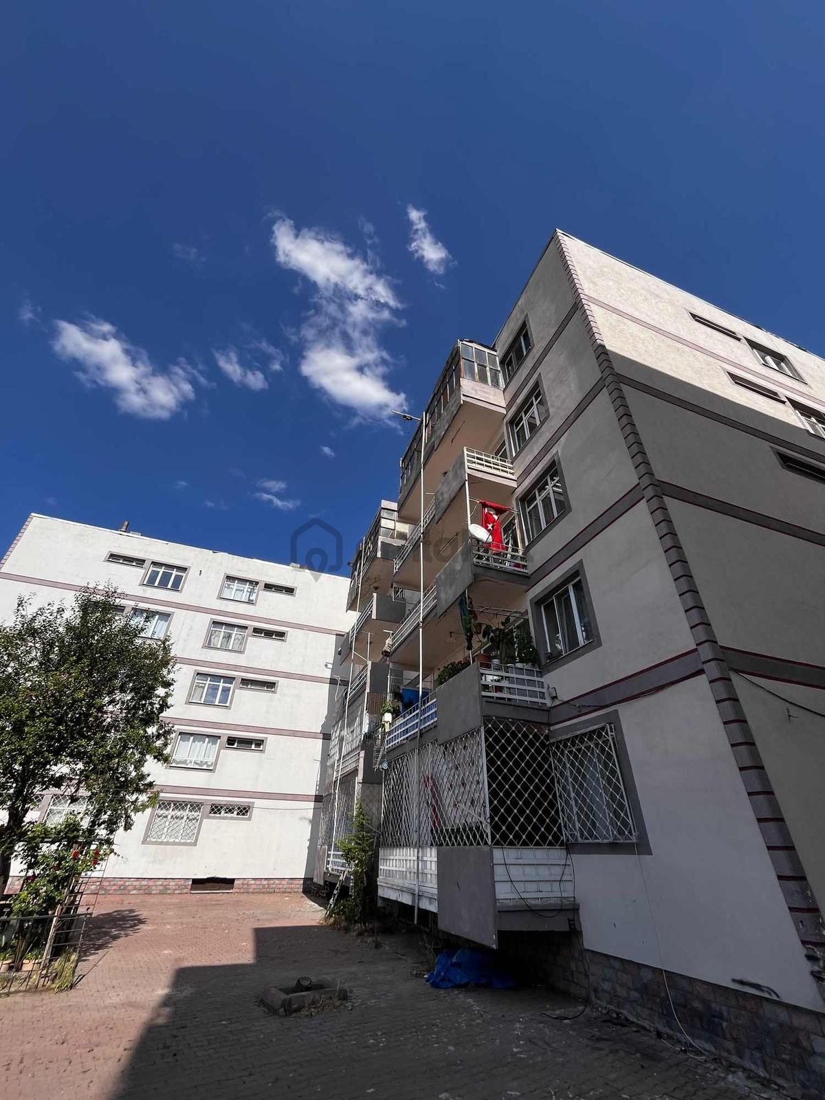 Eski Terminal Karşısı 3+1 Kiralık Daire.....