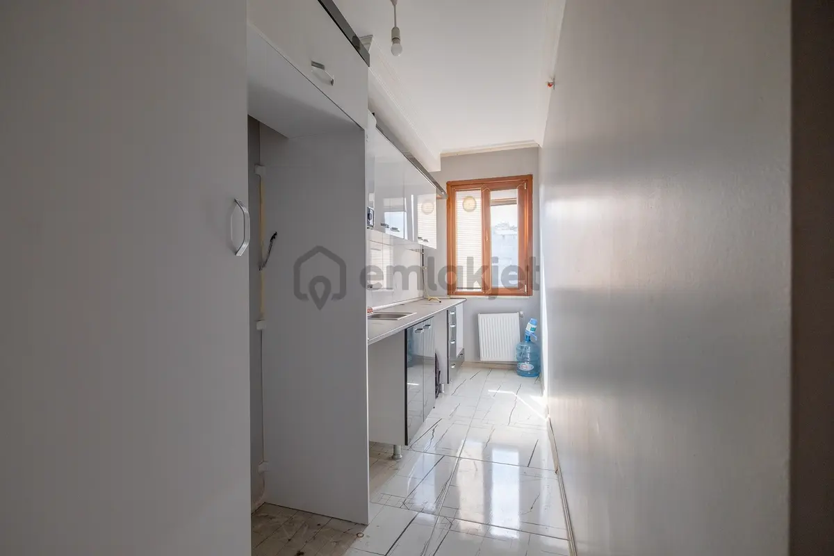 Kağıthane Gürsel'de Site İçerisinde 2+1 Satılık Daire - 10