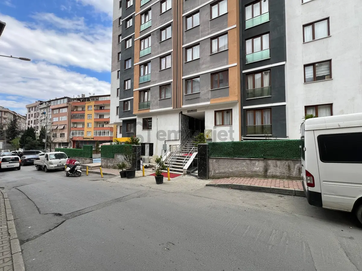 Kağıthane Gürsel'de Site İçerisinde 2+1 Satılık Daire - 7