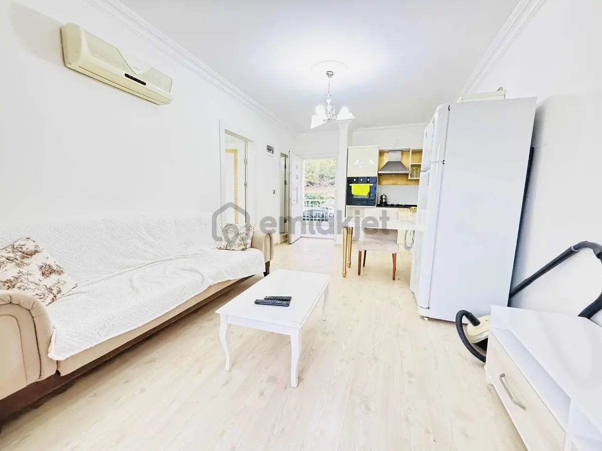 Akbükte Tatil Konseptli Sitede Satılık 1+1 - 18