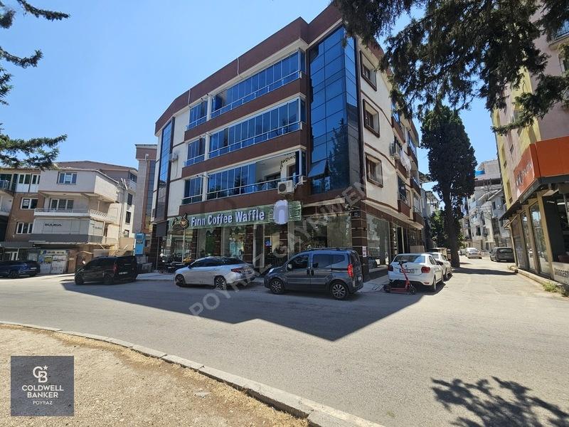 Buca Şirinyer'de Satılık Ara Kat 135 M2 3+1 Lüks Daire