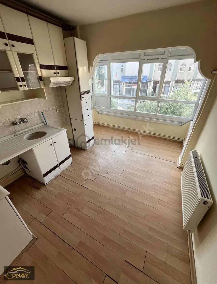 Onay Emlak'tan Akbilek'te 3+1 Kiralık Daire - 3