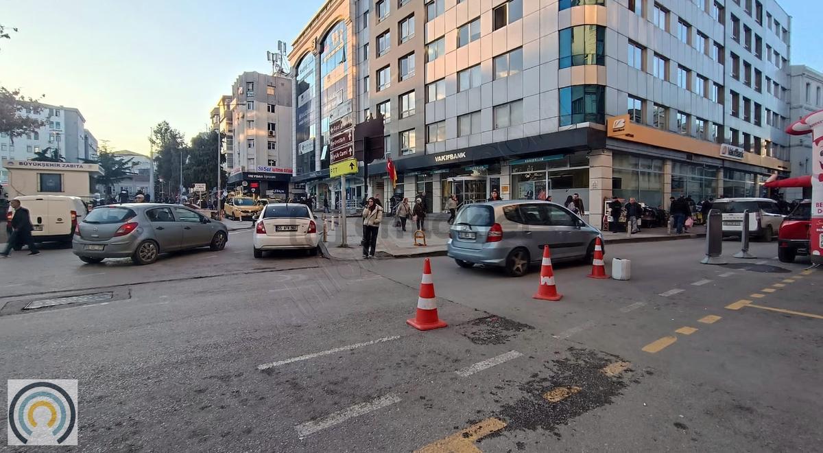 Deniz Manzaralı Satılık Ofis - 4