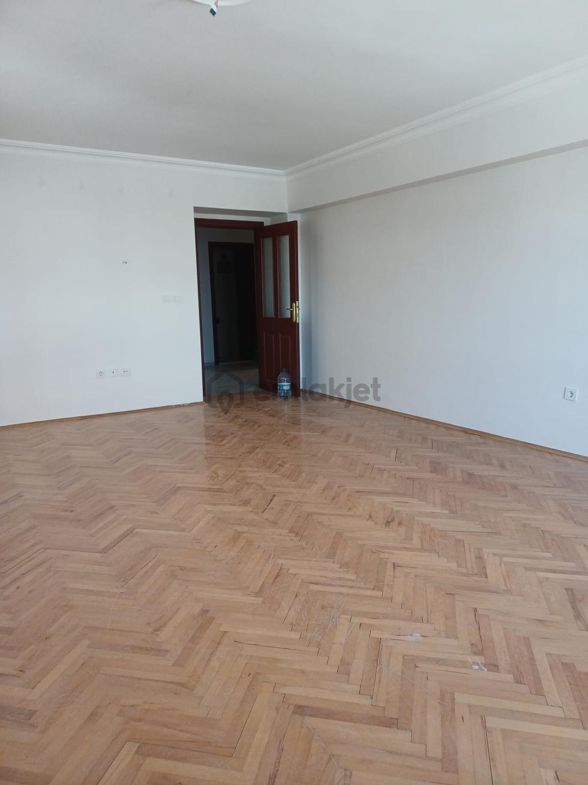 Mürsel Uluç Mah. 3+1 Ara Kat Kiralık Daire - 8