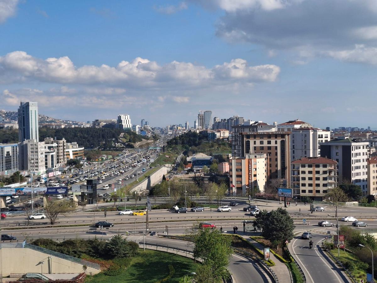 Mutluol Proje'den Bostancı E-5 Üzerinde Kiralık Ofis Net 175 M2 - 7