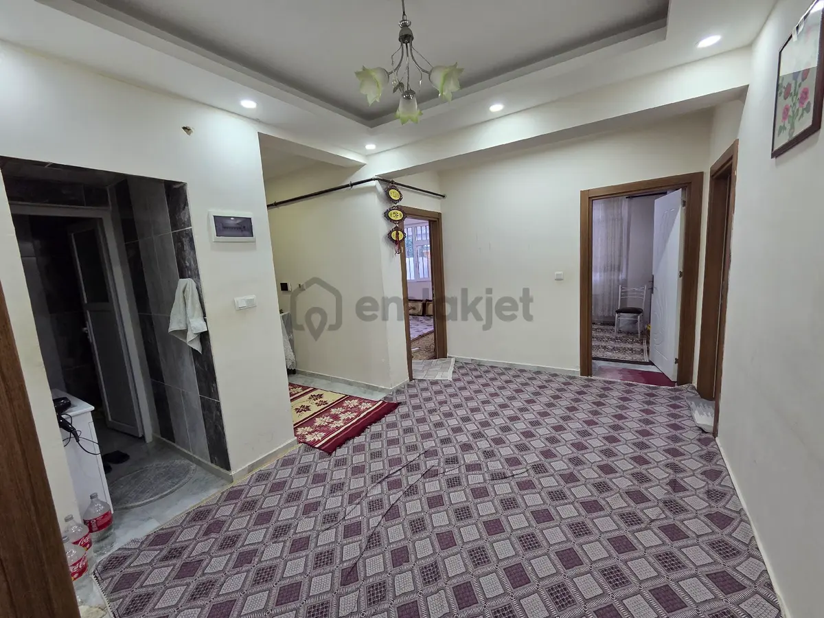 Karaköprü Seyrantepede Satılık 3+1 Giriş Kat Daire - 18