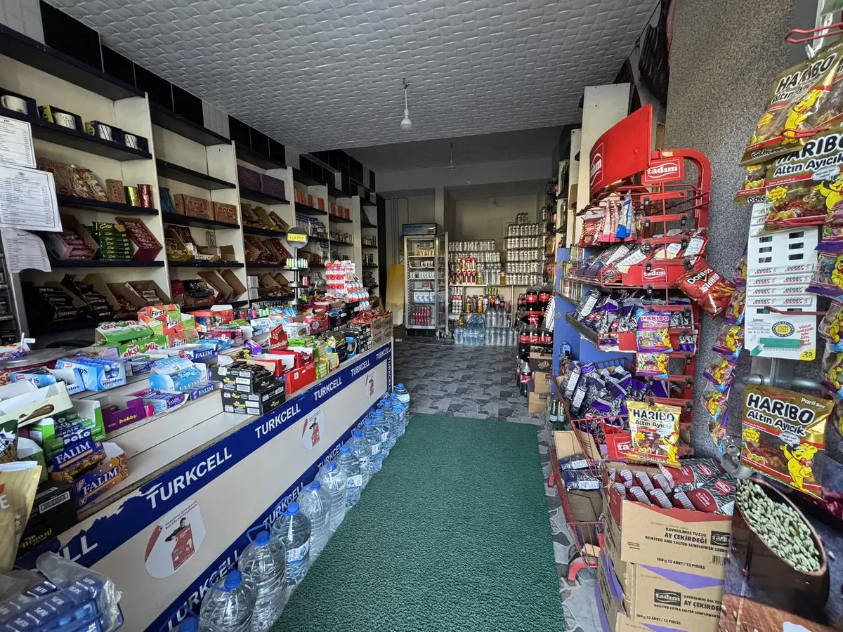 Van Yapı Emlak'tan En İşlek Lokasyonunda Dükkan - 8