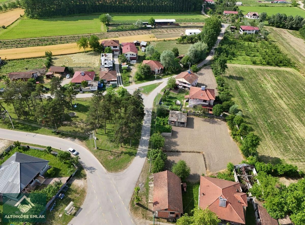 Uzun Çınar'da %40 İmarli, 800m² Satılık Arsa - 17