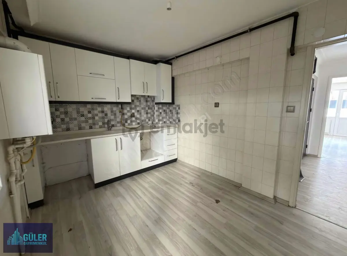 | Kapalı Mutfak | 2+1 | Balkonlu | Eşyasız Kiralık - 7