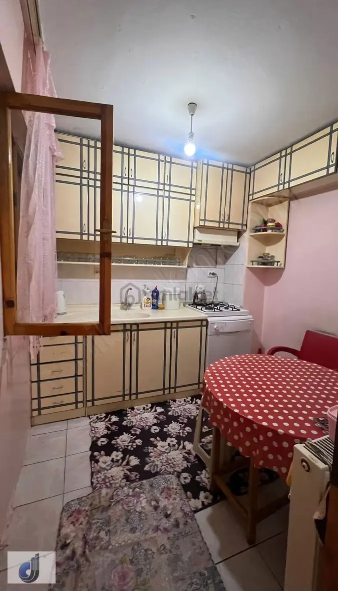 Korupark Altında Eşyalı Kiralık Daire - 2