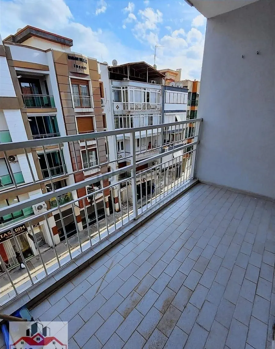 Bahçelievlerde 3+1 Aydınlık Bakımlı Daire - 18