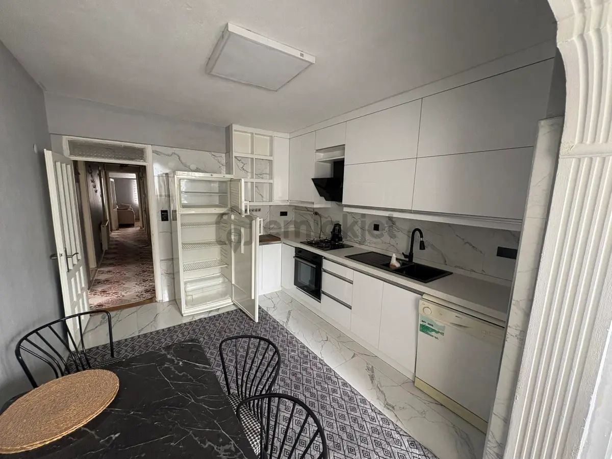 🏡 Bergama Maltepe Mahallesi’nde Full Eşyalı Kiralık 3+1 Daire - 12