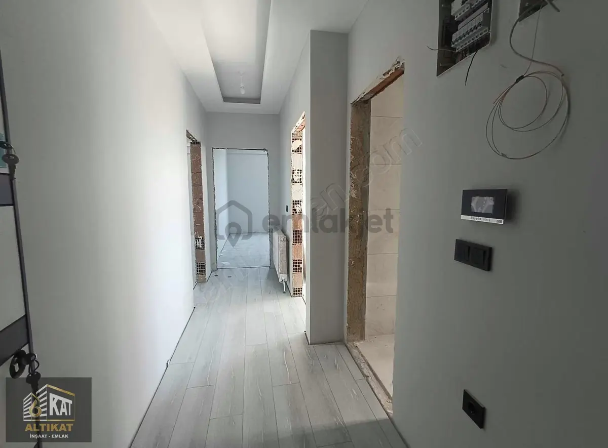 Altıkat Emlaktan Satılık 2+0 Daire - 14