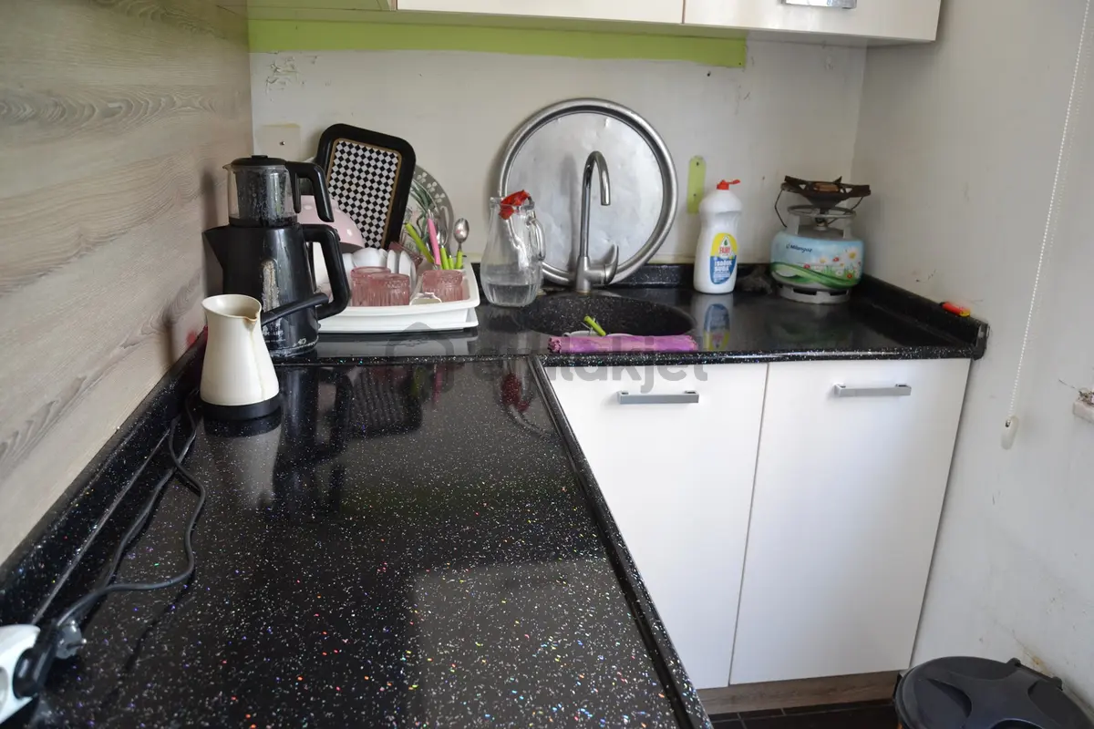Perge Bulvarı'nda Devren Kiralık 3 Katlı Perde Mağazası - 6