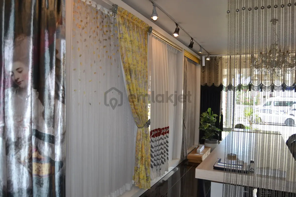 Perge Bulvarı'nda Devren Kiralık 3 Katlı Perde Mağazası - 13