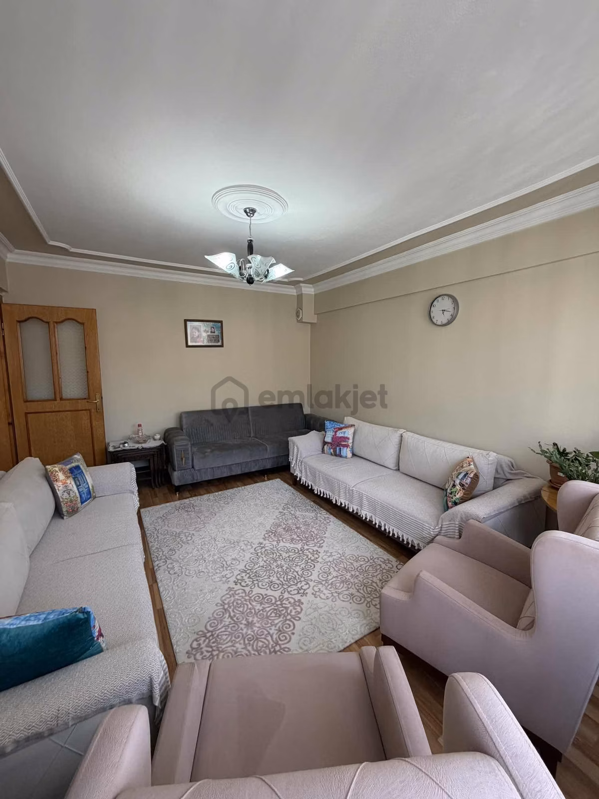Agm'den Reşadiye Mah 2+1 Ara Kat Masrafsız Daire - 4