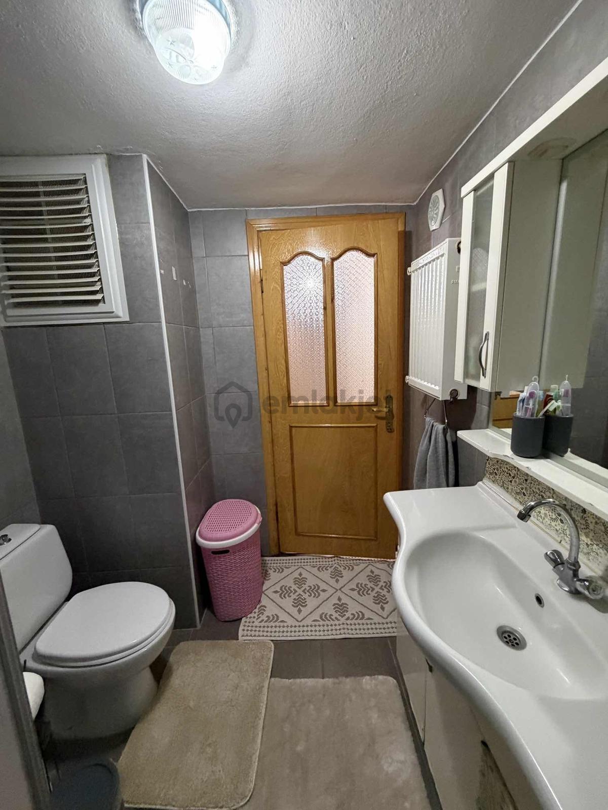 Agm'den Reşadiye Mah 2+1 Ara Kat Masrafsız Daire - 25