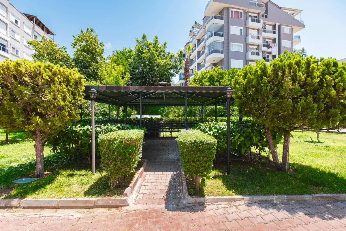 Yalı Caddesinde Site İçerisinde Ara Kat Satılık Daire - 9