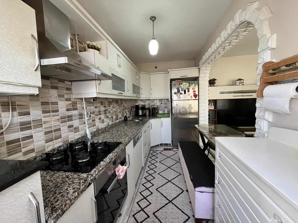 Serdivan Yazlıkta Satılık Apartman - 26