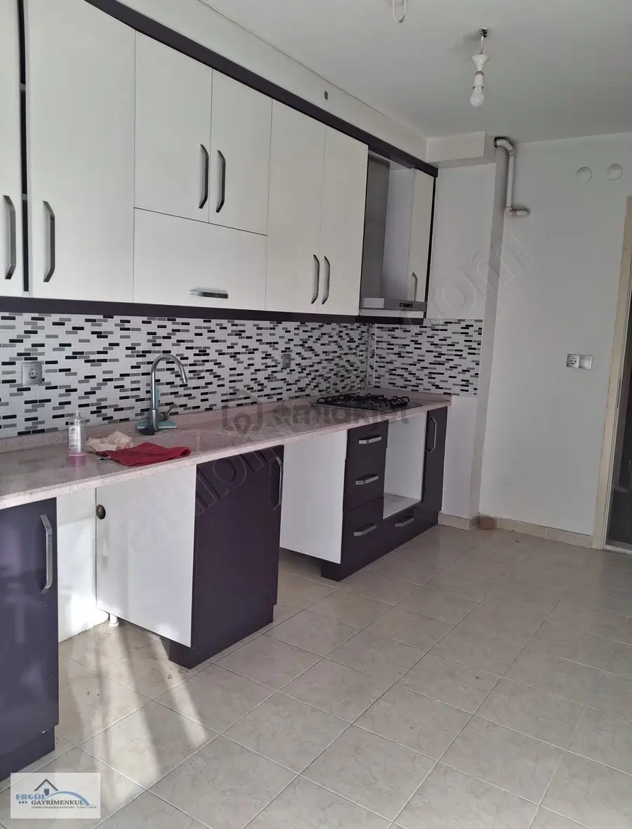 İstiklal Mahallesinde Kiralık Daire - 18