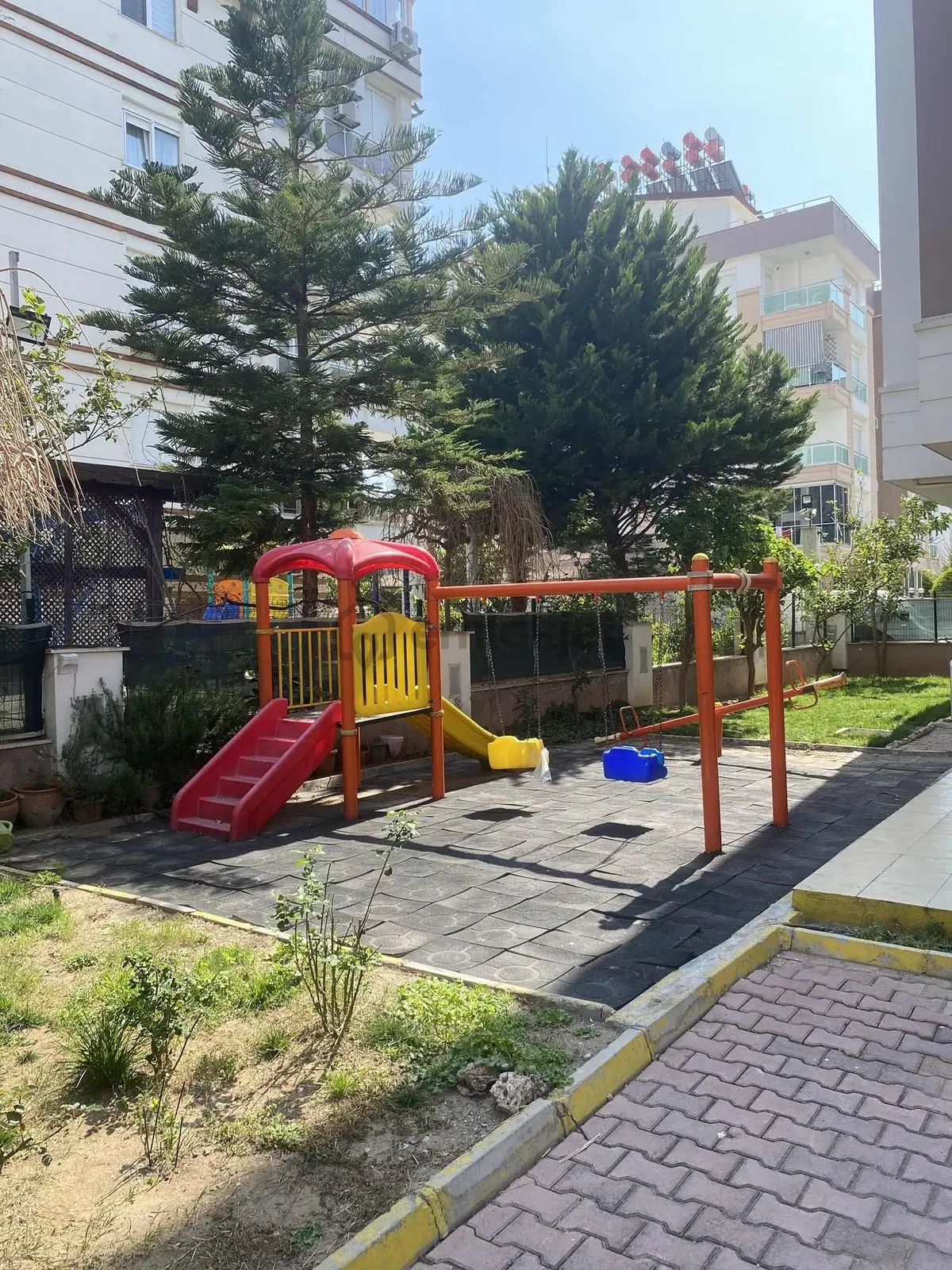 Hurmada Havuzlu Sitede Full Eşyalı Geniş 2+1 - 5