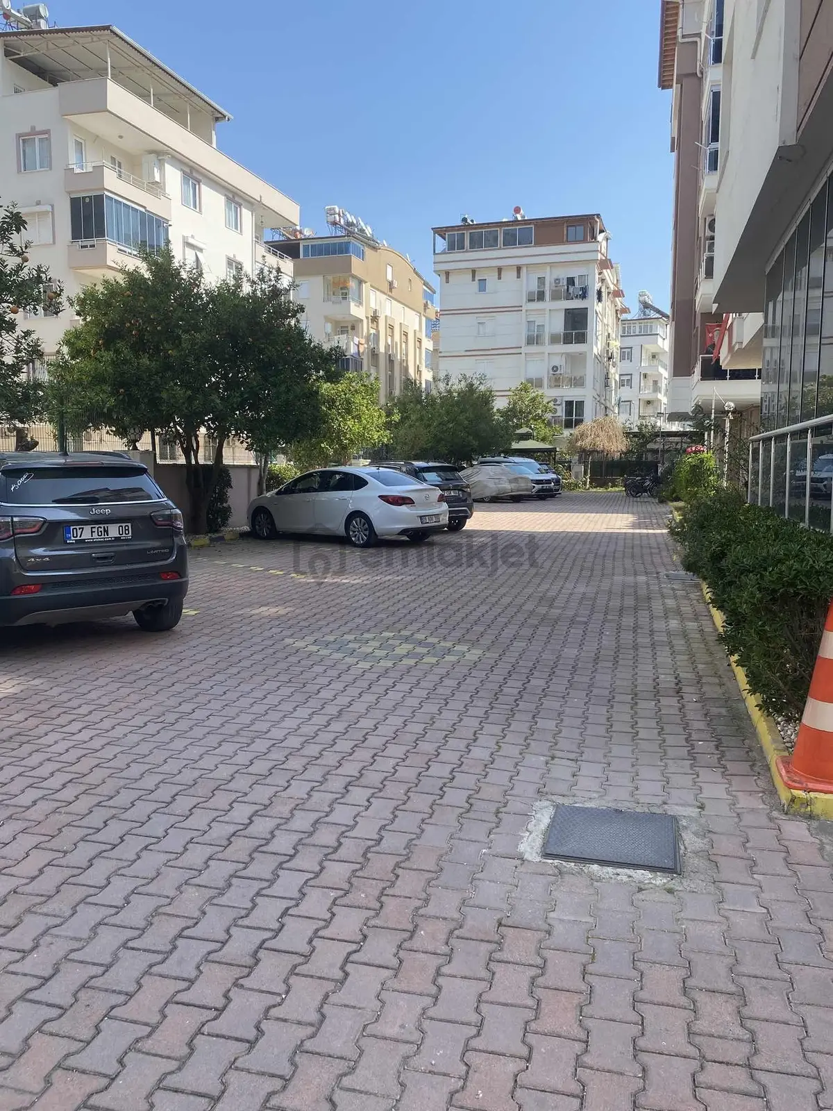 Hurmada Havuzlu Sitede Full Eşyalı Geniş 2+1 - 13