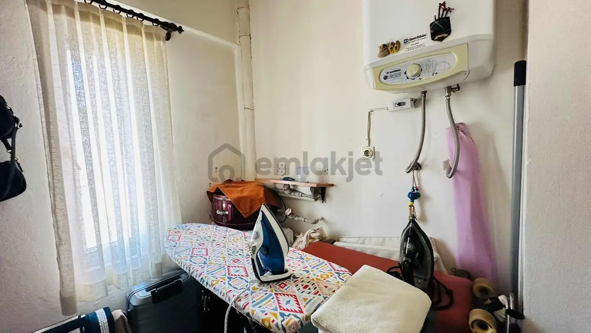 Çok Geniş Ferah Önü Açık Katta Sitede 3+1 - 32