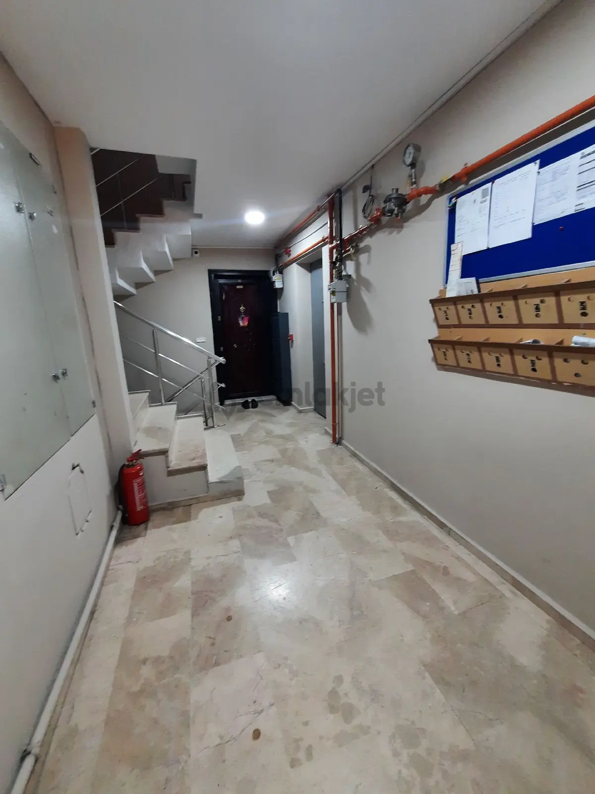 Ümraniye Armağanevler'de Satılık 2+1 Daıre - 9