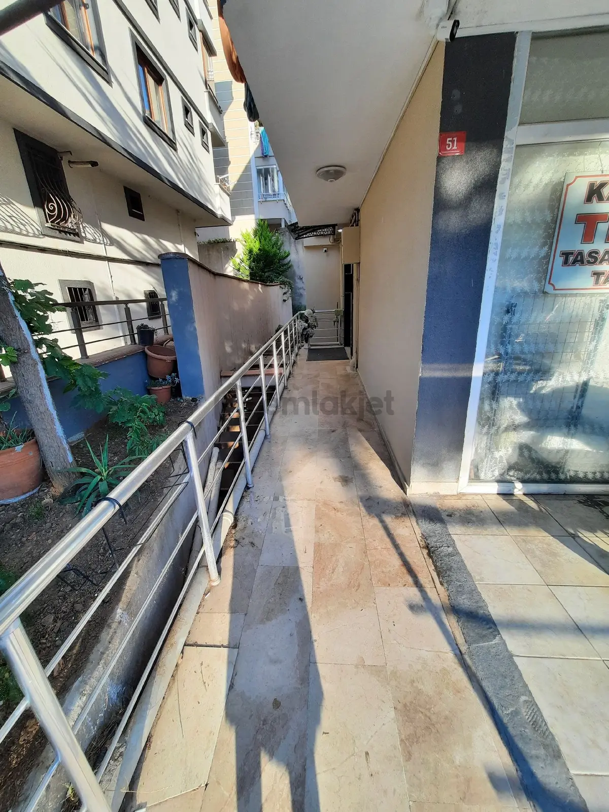 Ümraniye Armağanevler'de Satılık 2+1 Daıre - 6