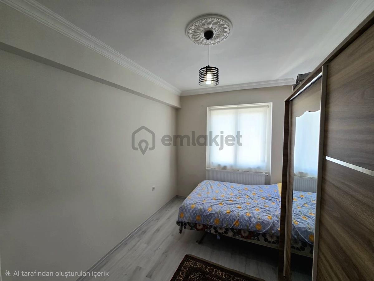 Azad Sitesi Satılık 4+1 - 14